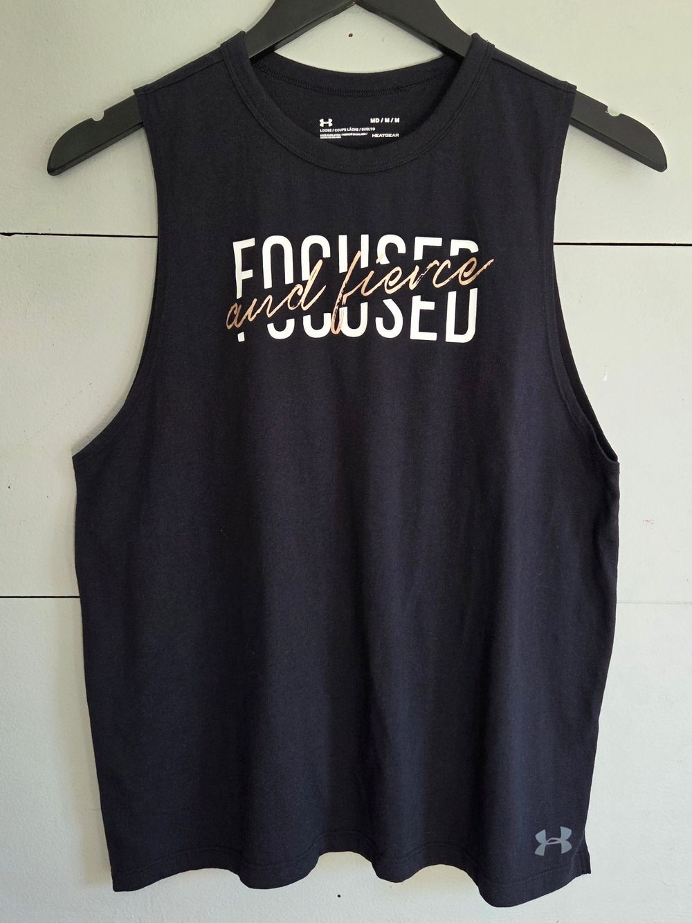 Under Armour HeatGear Women's Black Loose Fit Graphic Logo Sleeveless Tank M